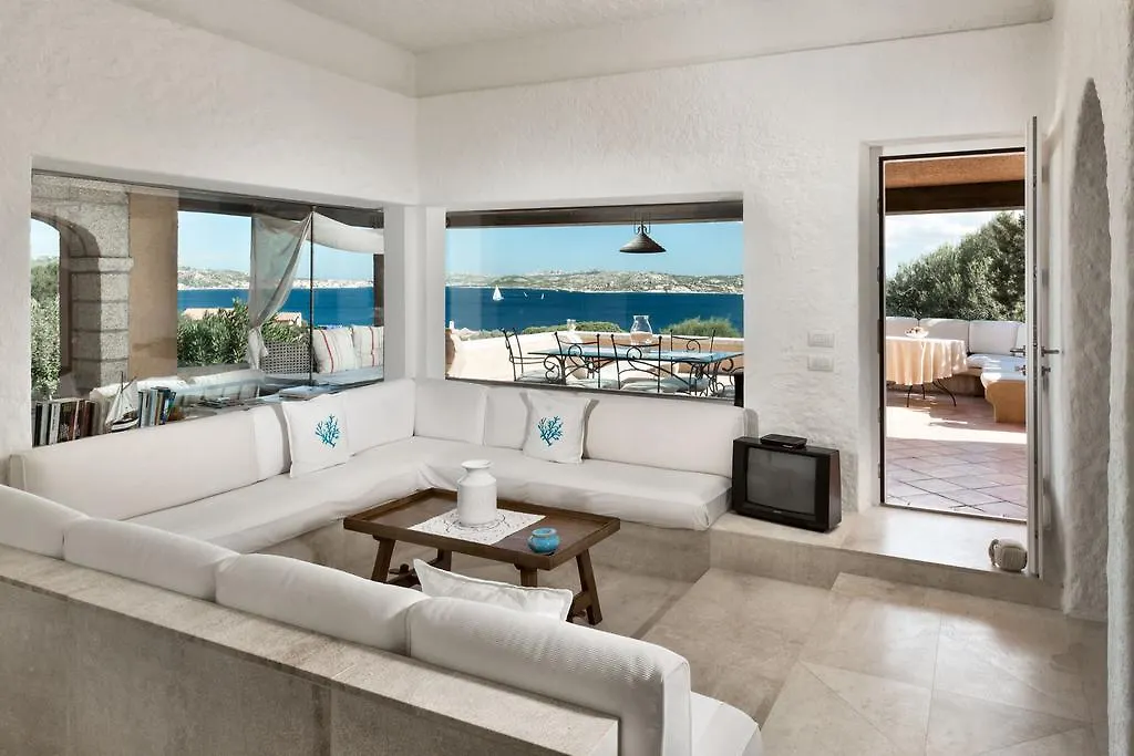 Villa Coligu Porto Rafael 0*,  İtalya